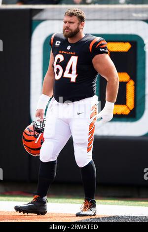 Cincinnati Bengals center Ted Karras (64) enters the field prior to an NFL  football game against the Buffalo Bills, Monday, Jan. 2, 2023, in  Cincinnati. (AP Photo/Jeff Dean Stock Photo - Alamy