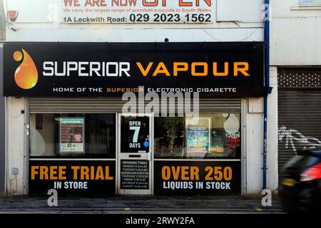 vape shop leckwith Vape shop, Cardiff. Taken September 2023 Stock Photo