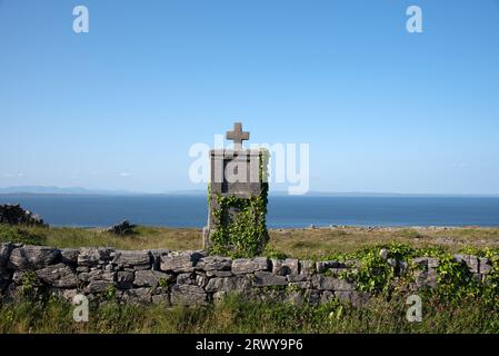 Traditional burial cross. Inishmore Island, Aran Islands, Galway County, West Ireland coast Stock Photo