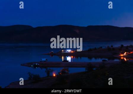 Campers spending the night at Lake Pleasant Regional Park in Morristown, Arizona, USA. Stock Photo