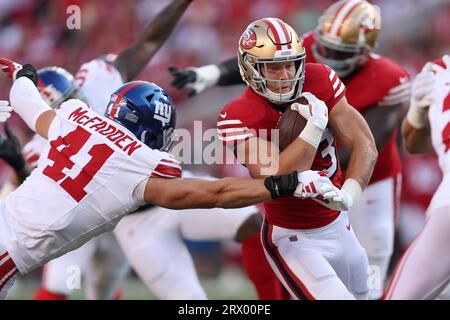 Philadelphia Eagles running back Kenneth Gainwell in action during an NFL  football game, Sunday, Jan. 8, 2023, in Philadelphia. (AP Photo/Matt Rourke  Stock Photo - Alamy