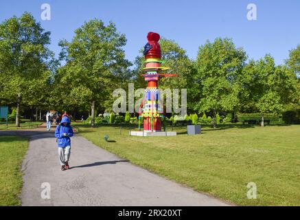 London, England, UK. 22nd Sep, 2023. the Mothership Connection by Zak Ove, part of Frieze Sculpture, a free outdoor exhibition in Regent's park. (Credit Image: © Vuk Valcic/ZUMA Press Wire/Alamy Live News) EDITORIAL USAGE ONLY! Not for Commercial USAGE! Stock Photo