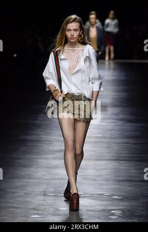 Milan, Italien. 22nd Sep, 2023. VERSACE Spring/Summer 2024 Runway