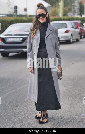 Tamara Kalinic posing for photographers after Gucci fashion show at