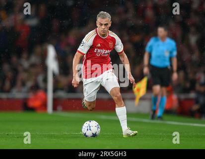 London, UK. 20th Sep, 2023. 20 Sep 2023 - Arsenal v PSV Eindhoven - Champions League - Emirates Stadium Arsenal's Leandro Trossard during the Champions League match at The Emirates. Picture Credit: Mark Pain/Alamy Live News Stock Photo