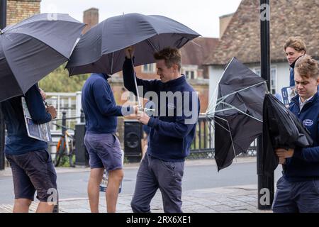 Picture dated September 20th shows punt operators struggling with high winds and rain in Cambridge on Wednesday afternoon.  The Met Office issued a ye Stock Photo
