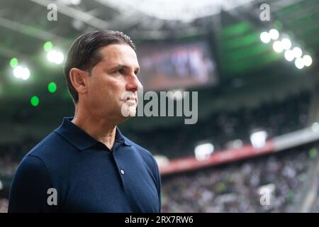 23 September 2023, North Rhine-Westphalia, Mönchengladbach: Soccer: Bundesliga, Borussia Mönchengladbach - RB Leipzig, Matchday 5, Stadium im Borussia-Park. Gladbach coach Gerardo Seoane looks ahead to the match. Photo: Marius Becker/dpa - IMPORTANT NOTE: In accordance with the requirements of the DFL Deutsche Fußball Liga and the DFB Deutscher Fußball-Bund, it is prohibited to use or have used photographs taken in the stadium and/or of the match in the form of sequence pictures and/or video-like photo series. Stock Photo