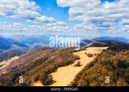 Scenic mountain countryside in highlands of NSW Australian plateau - Pioneer lookout. Stock Photo