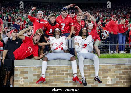 South Bend, Indiana, USA. 23rd Sep, 2023. Ohio State Buckeyes players celebrate with fans after their last second win over the Notre Dame Fighting Irish at Notre Dame Stadium, South Bend, Indiana. (Credit Image: © Scott Stuart/ZUMA Press Wire) EDITORIAL USAGE ONLY! Not for Commercial USAGE! Stock Photo