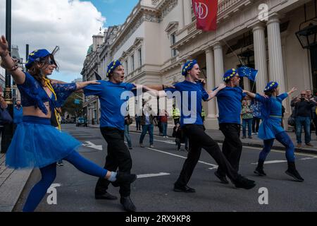 London, UK. 23rd Sep, 2023. Passionate Remainers in the United Kingdom are voicing their demand for the nation's return to the European Union. In the post-Brexit landscape, they emphasize unity, shared values, and the advantages of EU membership. Draped in EU flags and carrying banners reading 'Rejoin for a Stronger Future,' these protesters aim to both raise public awareness and influence policymakers, highlighting the enduring importance of the European project, 23/09/2023 Ehimetalor Unuabona/Alamy Live News Credit: Ehimetalor Unuabona/Alamy Live News Credit: Ehimetalor Unuabona/Alamy Live N Stock Photo