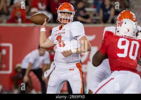 Houston, TX, USA. 23rd Sep, 2023. Sam Houston State Bearkats quarterback Grant Gunnell (8) throws a pass during a game between the Sam Houston State Bearkats and the Houston Cougars in Houston, TX. Trask Smith/CSM/Alamy Live News Credit: Cal Sport Media/Alamy Live News Stock Photo