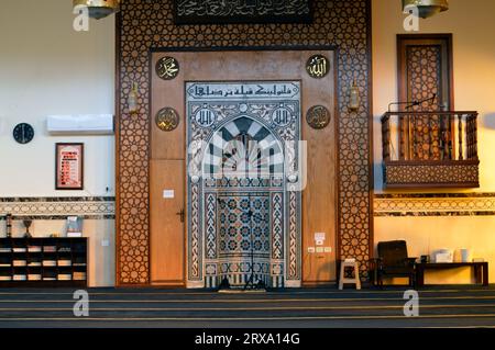 Cairo, Egypt, September 17 2023: The interior of a grand large mosque in Cairo, a new mosque masjid for the Islamic five prayers of the day, the place Stock Photo