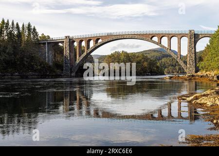 Skodjebruene/The Skodje Bridges (1922 -2004) crossing the Ellingsøyfjord Ålesund, Norway. Main span 14 meters high and 59 meters wide Stock Photo