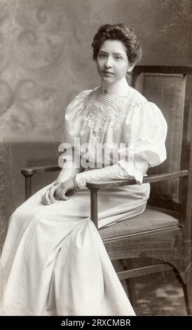 Cabinet portrait taken by the Hungarian photographer Ödön Uher of a noble Hungarian woman during the Hapsburg Empire taken in Budapest in 1898. Her name was Hajnih Ilona. Stock Photo