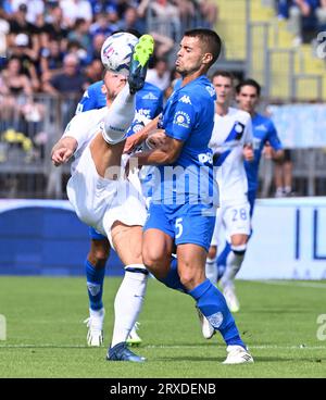 Empoli. 24th Sep, 2023. Inter Milan's Marko Arnautovic (L) vies with Empoli's Alberto Grassi during a Serie A football match between Inter Milan and Empoli in Empoli, Italy, on Sept.24, 2023. Credit: Alberto Lingria/Xinhua/Alamy Live News Stock Photo