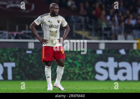 Torino, Italy. 24th Sep, 2023. Romelu Lukaku of As Roma celebrates after  scoring his team's first goal during the Serie A match beetween Torino Fc  and As Roma at Stadio Olimpico on