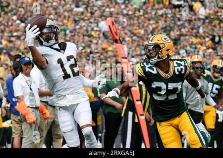 New Orleans Saints' Chris Olave (12) during the second half of an