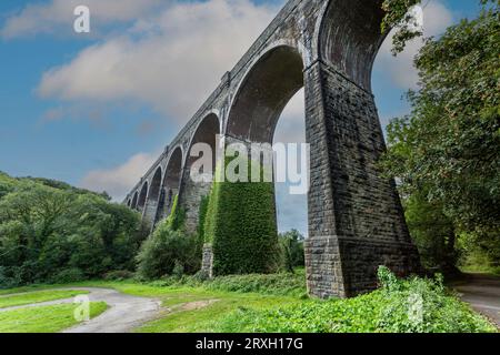 Porthkerry Viaduct, near Barry, Glamorgan, Wales.  Built 1890 1900.  Still in use. Stock Photo