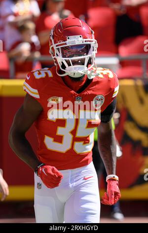 KANSAS CITY, MO - NOVEMBER 13: Kansas City Chiefs cornerback Jaylen Watson  (35) in the third quarter of an NFL game between the Jacksonville Jaguars  and Kansas City Chiefs on November 13