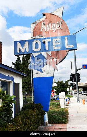 ORANGE, CALIFORNIA - 20 SEPT 2023: Vertical closeup of the Angel Motel  sign on Chapman Avenue in the City of Orange. Stock Photo