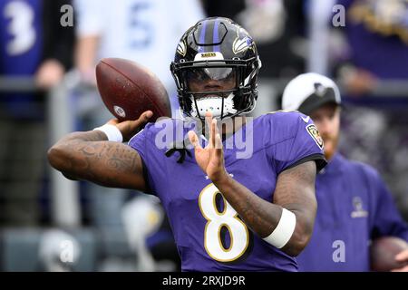 Thursday, November 11, 2021; Miami Gardens, FL USA; Baltimore Ravens  quarterback Lamar Jackson (8) runs with the ball during an NFL game against  the Stock Photo - Alamy