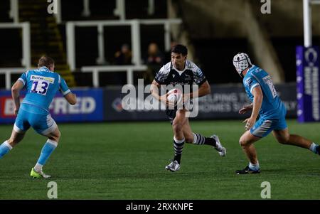 Newcastle, UK. 11th June, 2023. Matias Orlando of Newcastle Falcons attacks during the Premiership Cup match between Newcastle Falcons and Sale Sharks at Kingston Park, Newcastle on Friday 22nd September 2023. (Photo by Chris Lishman/MI News/NurPhoto) Credit: NurPhoto SRL/Alamy Live News Stock Photo