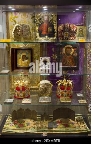 Display exhibition case of treasured icons and crowns in the basement museum in the crypt of St Nicholas Orthodox Cathedral, Nice / Cathédrale Orthodoxe Saint-Nicolas de Nice. Russian Orthodox cathedral in France. (135) Stock Photo