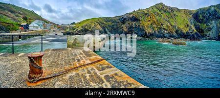 Shore of secluded fishing village, Mullion, England, UK Stock Photo