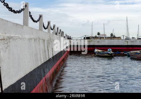 Salvador, Bahia, Brazil - June 09, 2015: view of the seaport in the Comercio neighborhood in the city of Salvador, Bahia. Stock Photo