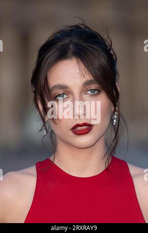 Emma Chamberlain attending the Louis Vuitton Womenswear Fall/Winter 2022/2023  show as part of Paris Fashion Week in Paris, France on March 07, 2022.  Photo by Aurore Marechal/ABACAPRESS.COM Stock Photo - Alamy