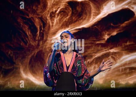 Mumbai, India, 26 September, 2023. Sunidhi Chouhan, an Indian playback singer performs in a music concert of the upcoming film ''Khufiya'' in Mumbai, India, 26 September, 2023. (Photo by Indranil Aditya/NurPhoto) Stock Photo