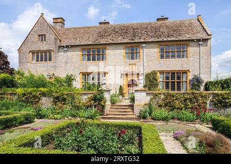 Medieval Lytes Cary Manor House near Somerton, Somerset, England UK Stock Photo