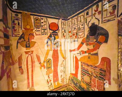 Reliefs and paintings in the tomb of Nefertari, the Great Wife of Pharaoh Ramesses II, Valley of the Queens, UNESCO World Heritage Site, Thebes Stock Photo