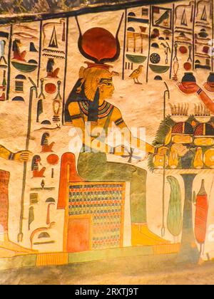 Reliefs and paintings in the tomb of Nefertari, the Great Wife of Pharaoh Ramesses II, Valley of the Queens, UNESCO World Heritage Site, Thebes Stock Photo