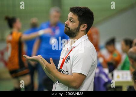 September 26, 2023, Gijon, Asturias, Spain: Gijon, Spain, 26th September, 2023: The coach of Motive.co Gijon Balonmano La Calzada, Mario Guillermo Algorri during the 8th Matchday of the Liga Guerreras Iberdrola 2023-24 between Motive.co Gijon Balonmano La Calzada and Super Amara Bera Bera , on September 26, 2023, at the La Arena Sports Pavilion, in GijÃ³n, Spain. (Credit Image: © Alberto Brevers/Pacific Press via ZUMA Press Wire) EDITORIAL USAGE ONLY! Not for Commercial USAGE! Stock Photo