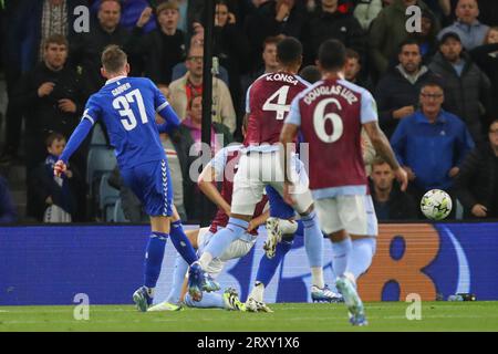 James Garner of Everton scores a GOAL 1-1 during the Everton v ...