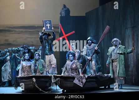 PRODUCTION - 27 September 2023, Thuringia, Erfurt: Brett Sprague as ...