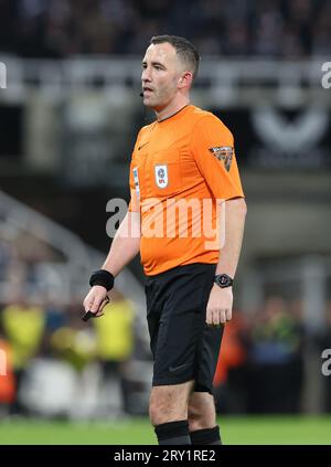 Newcastle Upon Tyne, England, 27th September 2023.   Referee Chris Kavanagh during the Carabao Cup match at St. James' Park, Newcastle Upon Tyne. Picture credit should read: Nigel Roddis / Sportimage Stock Photo