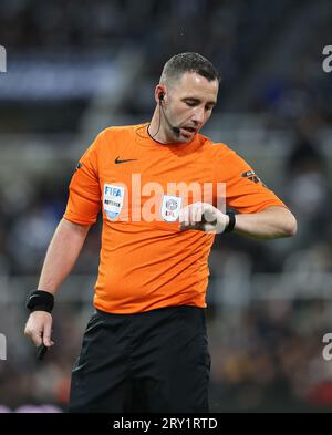 Newcastle Upon Tyne, England, 27th September 2023.   Referee Chris Kavanagh during the Carabao Cup match at St. James' Park, Newcastle Upon Tyne. Picture credit should read: Nigel Roddis / Sportimage Stock Photo