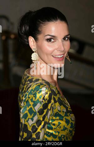 Angie Harmon attends the Costume Institute Gala 'Poiret: King of Fashion' at the Metropolitan Museum of Art in New York City on May 7, 2007.  Photo Credit: Henry McGee/MediaPunch Stock Photo