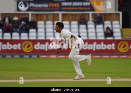 Chester le Street, 28 September 2023. Vishwa Fernando bowling for Durham Cricket against Leicestershire in the County Championship Division 2 game at Seat Unique Riverside. Credit: Colin Edwards/Alamy Live News Stock Photo