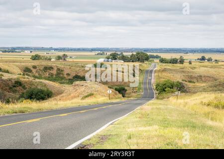 highway in rural Nebraska near Scotts Bluff National Monument Stock Photo