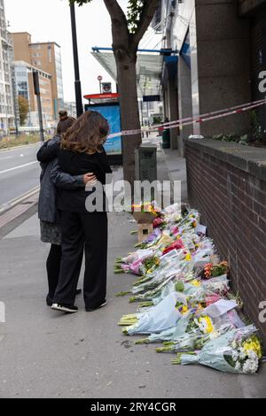 Scene of the fatal stabbing where Elianne Andam, a pupil at the Old Palace of John Whitgift private school, was attacked and killed at 8.30am yesterday as she got off the bus in Croydon, South London, Croydon, London, UK 28th September 2023 Credit: Jeff Gilbert/Alamy Live News Stock Photo