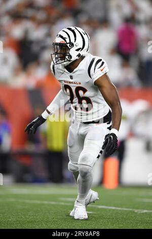 Cincinnati Bengals safety Tycen Anderson (26) runs during an NFL