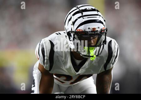 DJ Turner II of the Cincinnati Bengals participates in a drill during  News Photo - Getty Images