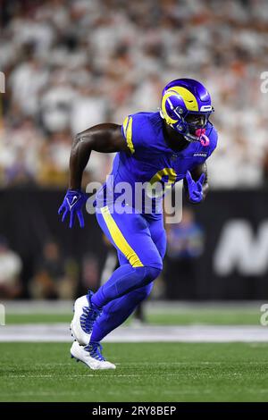 Los Angeles Rams linebacker Byron Young (0) runs during the first half of  an NFL preseason