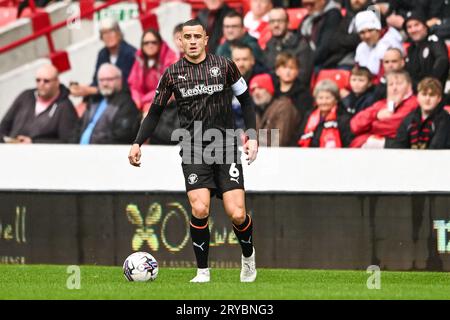 Oliver Norburn #6 of Blackpool in action during the Sky Bet League 1 match Barnsley vs Blackpool at Oakwell, Barnsley, United Kingdom, 30th September 2023  (Photo by Craig Thomas/News Images) Stock Photo