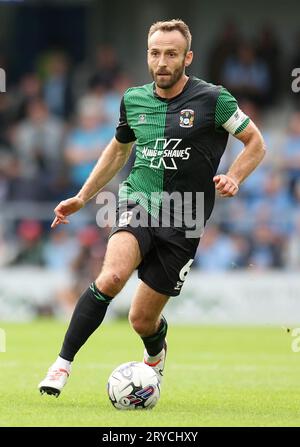Coventry City's Liam Kelly during the Sky Bet Championship match at Loftus Road, London. Picture date: Saturday September 30, 2023. Stock Photo