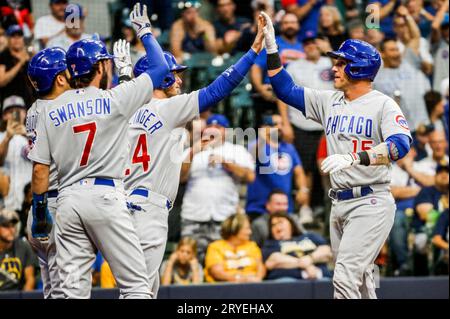 Chicago Cubs center fielder Cody Bellinger catches a fly ball hit