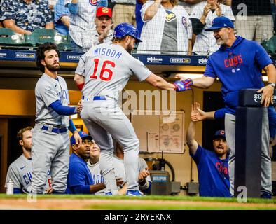 Chicago Cubs shortstop Dansby Swanson plays in a baseball game against the  Cincinnati Reds in Cincinnati, Tuesday, April 4, 2023. (AP Photo/Jeff Dean  Stock Photo - Alamy